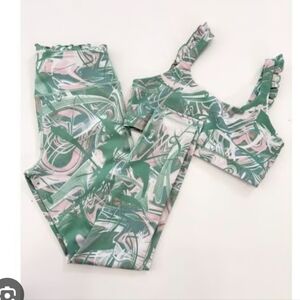 IVL Collective Pink And Green Marble Set With Ruffles Size 12